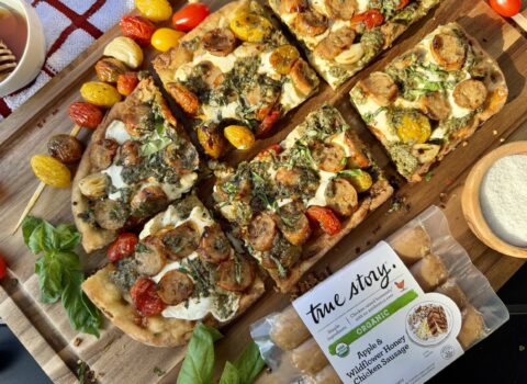 Grilled Sausage and Pesto Flatbread